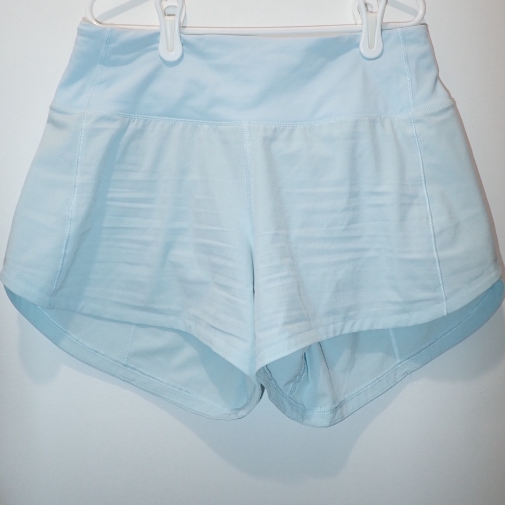 Lululemon Speed Up Shorts Low Rise 2.5 inches in Powder Blue